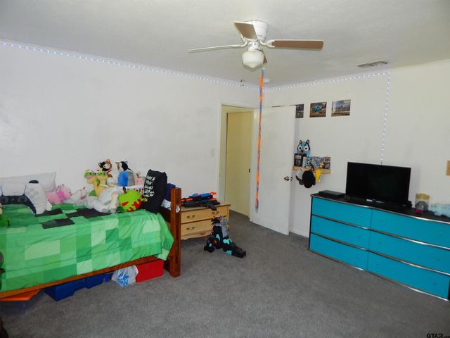 101 LANE DR., Gladewater, TX 75647