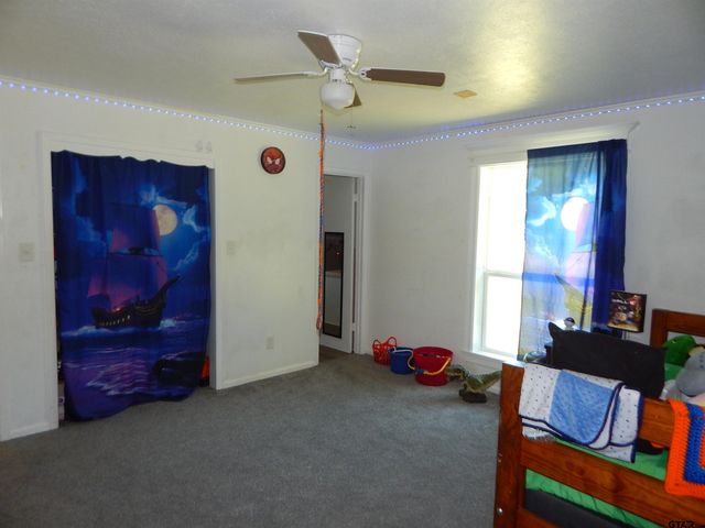 101 LANE DR., Gladewater, TX 75647