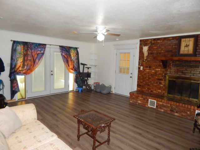 101 LANE DR., Gladewater, TX 75647