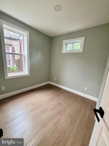 2070 E LIPPINCOTT ST, Philadelphia, PA 19134