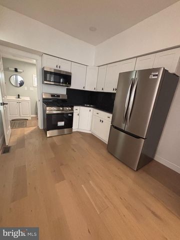 2070 E LIPPINCOTT ST, Philadelphia, PA 19134