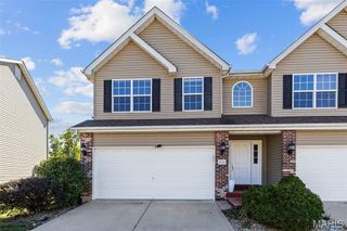 3524 Candlebrook Court, Florissant, MO 63034