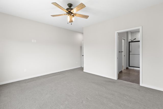 1524 ABERCORN Drive, Council Bluffs, IA 51503