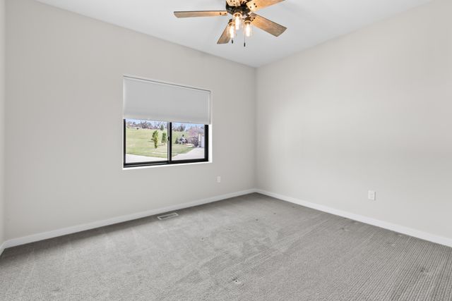 1524 ABERCORN Drive, Council Bluffs, IA 51503
