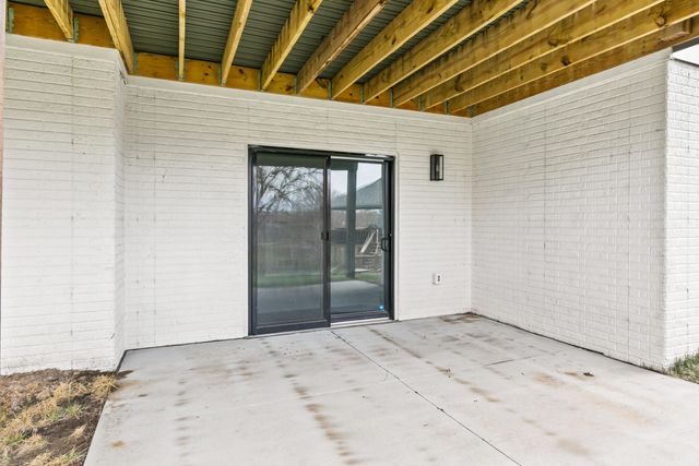 1524 ABERCORN Drive, Council Bluffs, IA 51503