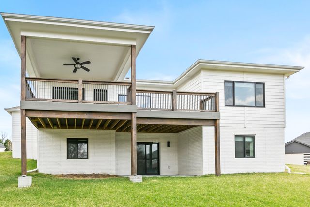 1524 ABERCORN Drive, Council Bluffs, IA 51503