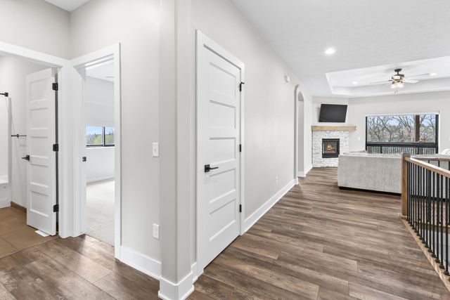 1524 ABERCORN Drive, Council Bluffs, IA 51503