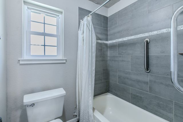 2759 Wentworth Drive, Grand Prairie, TX 75052