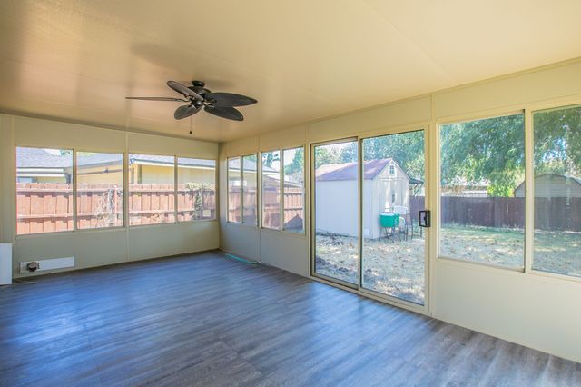 2759 Wentworth Drive, Grand Prairie, TX 75052