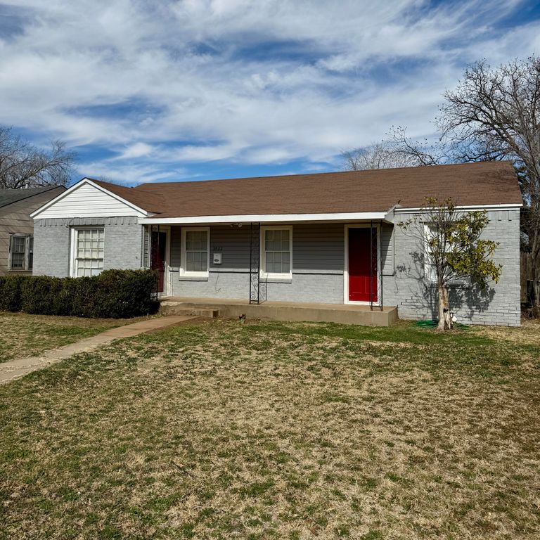 2422 30th Street, Lubbock, TX 79411