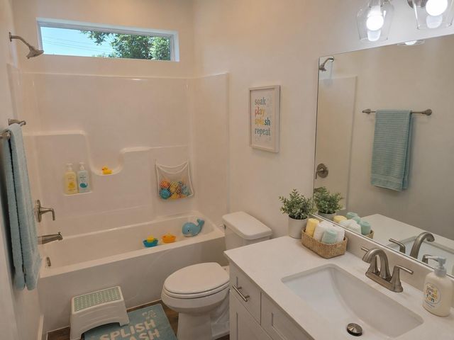 1220 Grove Street, Houston, TX 77020