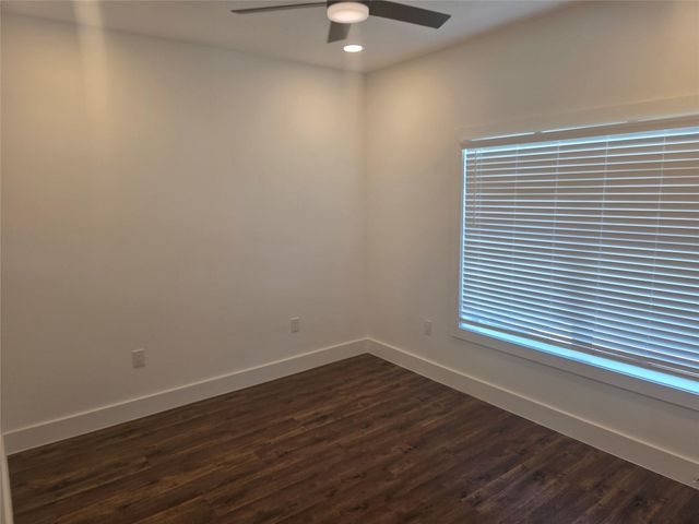 1220 Grove Street, Houston, TX 77020