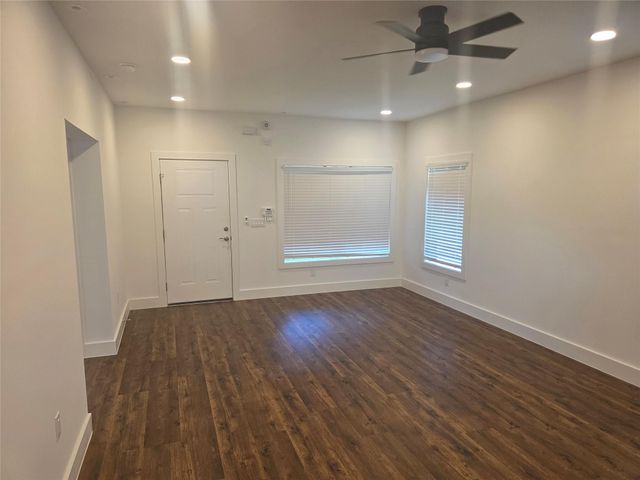 1220 Grove Street, Houston, TX 77020