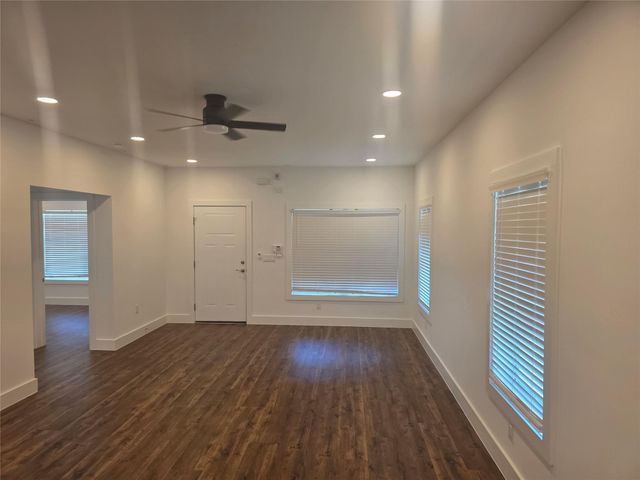 1220 Grove Street, Houston, TX 77020