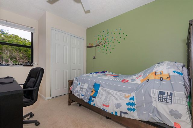 11733 NW 11th St, Pembroke Pines, FL 33026