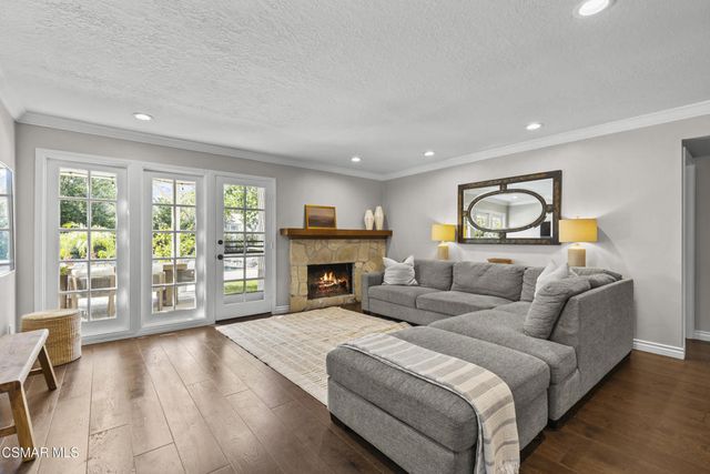 29100 Oakpath Drive, Agoura Hills, CA 91301