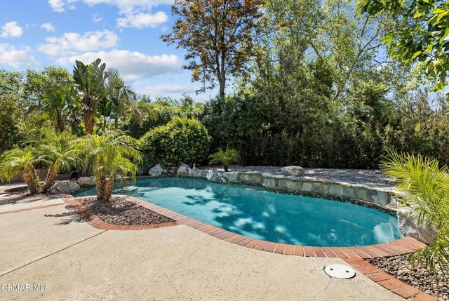 29100 Oakpath Drive, Agoura Hills, CA 91301