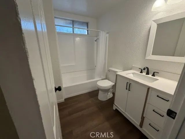 16605 Upland Ave E, Fontana, CA 92335