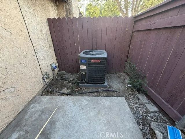 16605 Upland Ave E, Fontana, CA 92335