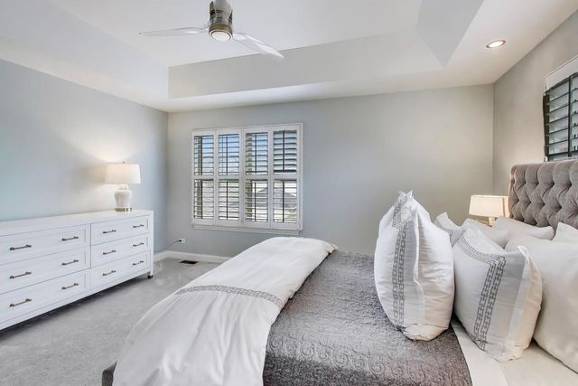 2151 Mint Lane, Glenview, IL 60026