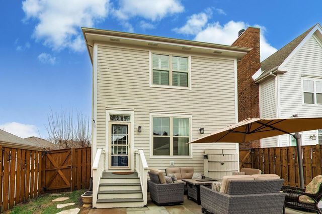 2151 Mint Lane, Glenview, IL 60026