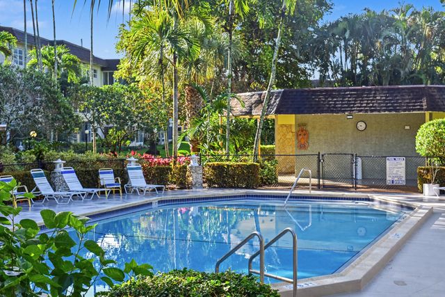 5171 W Oakland Park Boulevard 110, Lauderdale Lakes, FL 33313