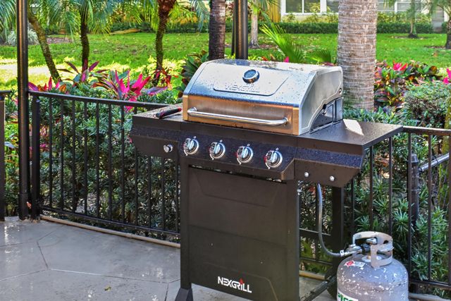 5171 W Oakland Park Boulevard 110, Lauderdale Lakes, FL 33313