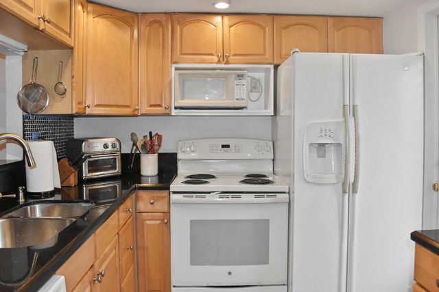 5171 W Oakland Park Boulevard 110, Lauderdale Lakes, FL 33313