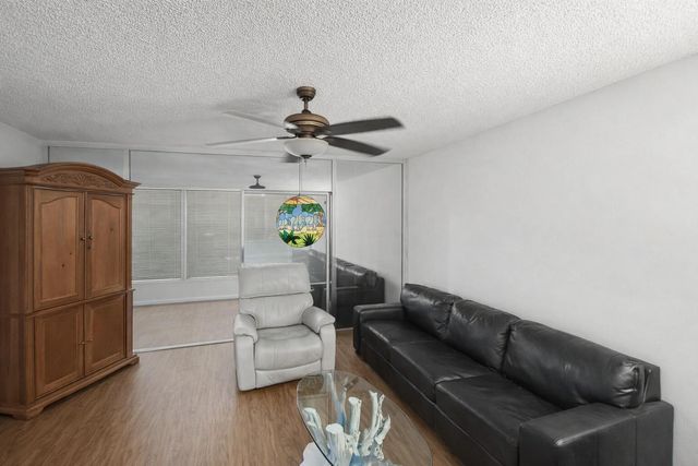 5171 W Oakland Park Boulevard 110, Lauderdale Lakes, FL 33313