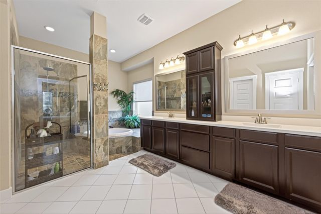 18522 Hughlett Drive, Cypress, TX 77433