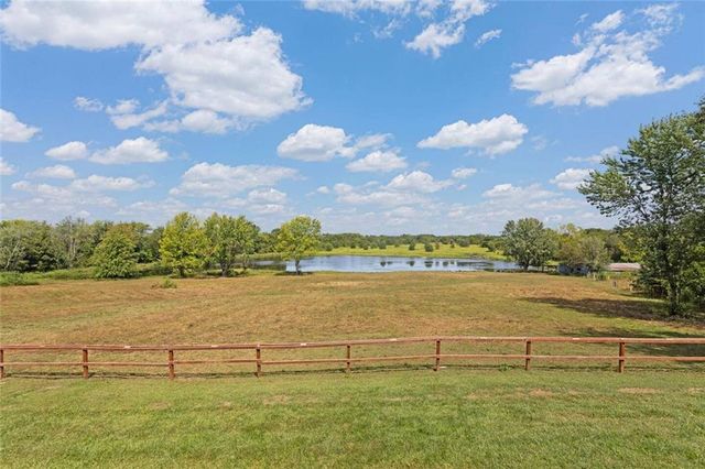 1204 E 223rd Street, Cleveland, MO 64734