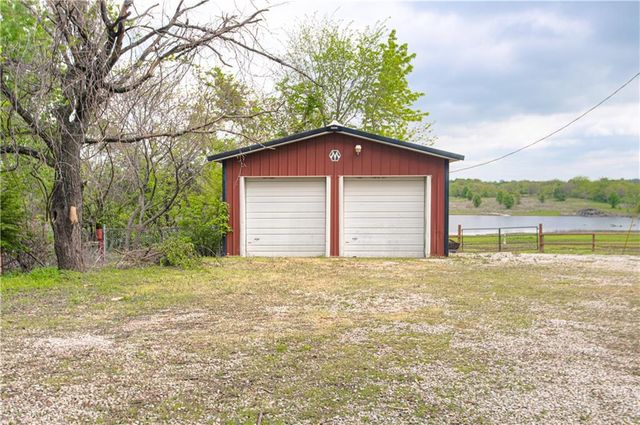 1204 E 223rd Street, Cleveland, MO 64734