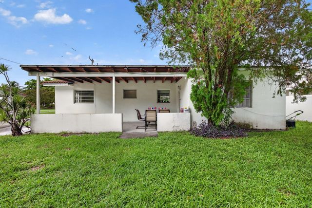 210 NE 5TH Avenue, Dania Beach, FL 33004