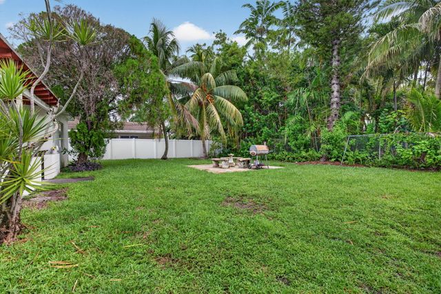 210 NE 5TH Avenue, Dania Beach, FL 33004