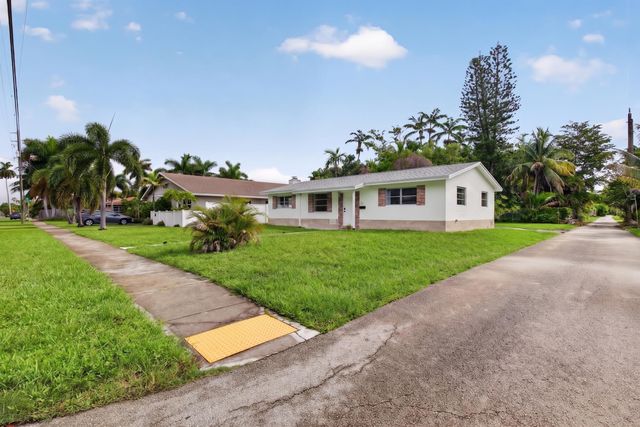 210 NE 5TH Avenue, Dania Beach, FL 33004