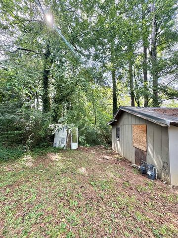 301B Fields Avenue, Dalton, GA 30721