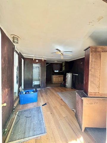 301B Fields Avenue, Dalton, GA 30721