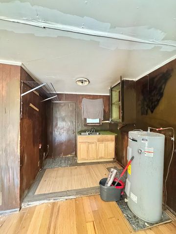 301B Fields Avenue, Dalton, GA 30721