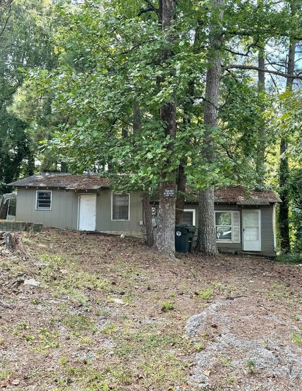 301B Fields Avenue, Dalton, GA 30721