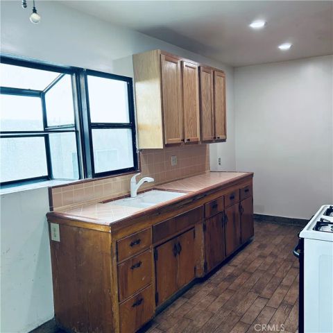 438 Cedar, Long Beach, CA 90802