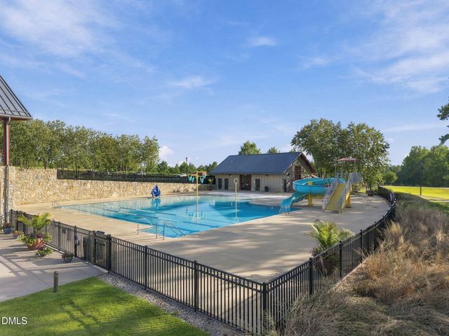 325 Underhill Way, Wendell, NC 27591