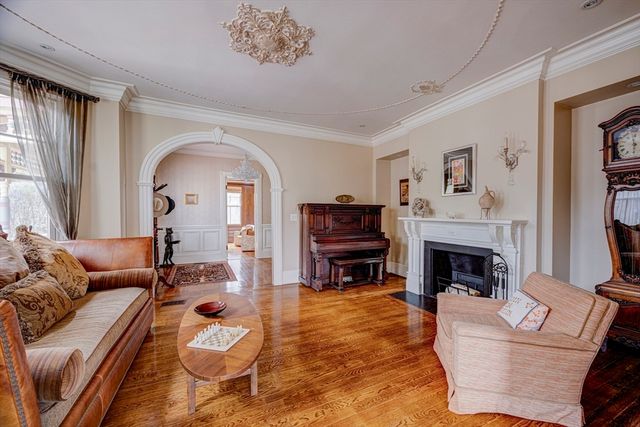 123 Sargent St, Newton, MA 02458