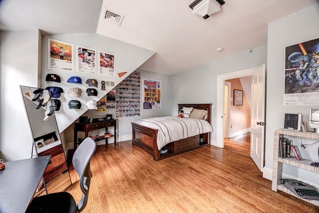 123 Sargent St, Newton, MA 02458