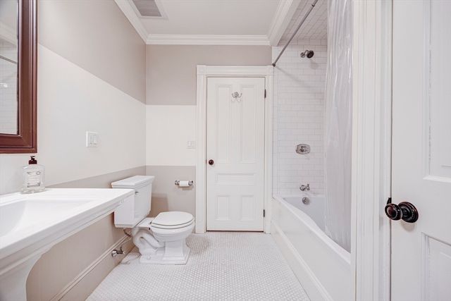 123 Sargent St, Newton, MA 02458