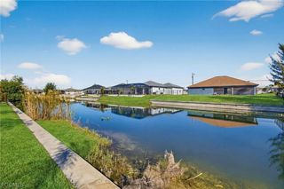 615 SW 26th TER, Cape Coral, FL 33914