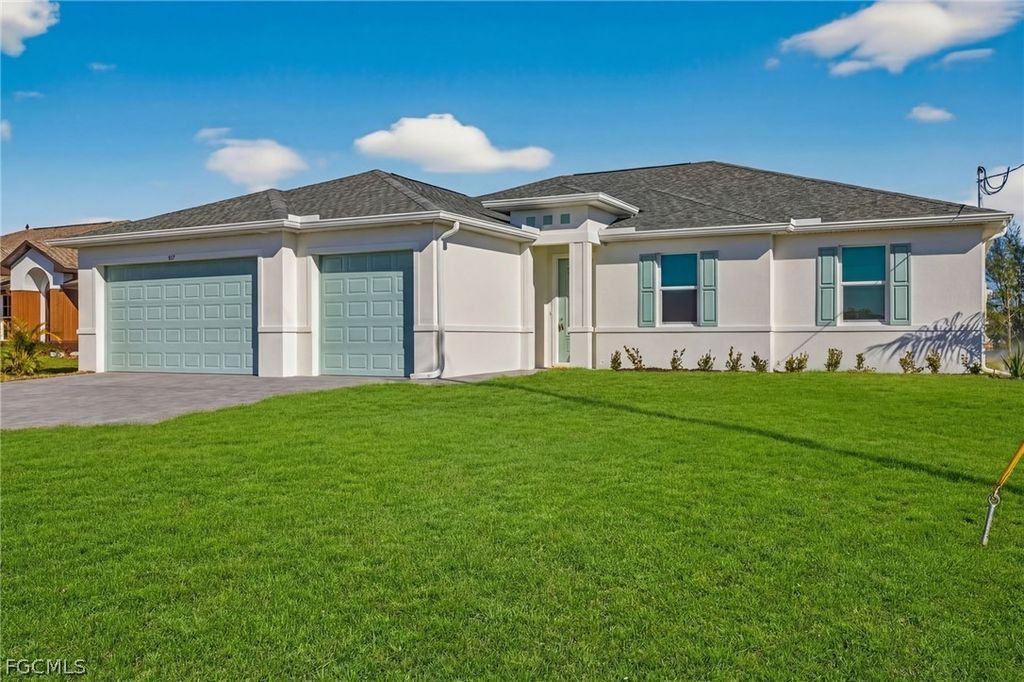 Image 2 of property listing at 615 SW 26th TER, Cape Coral, FL 33914