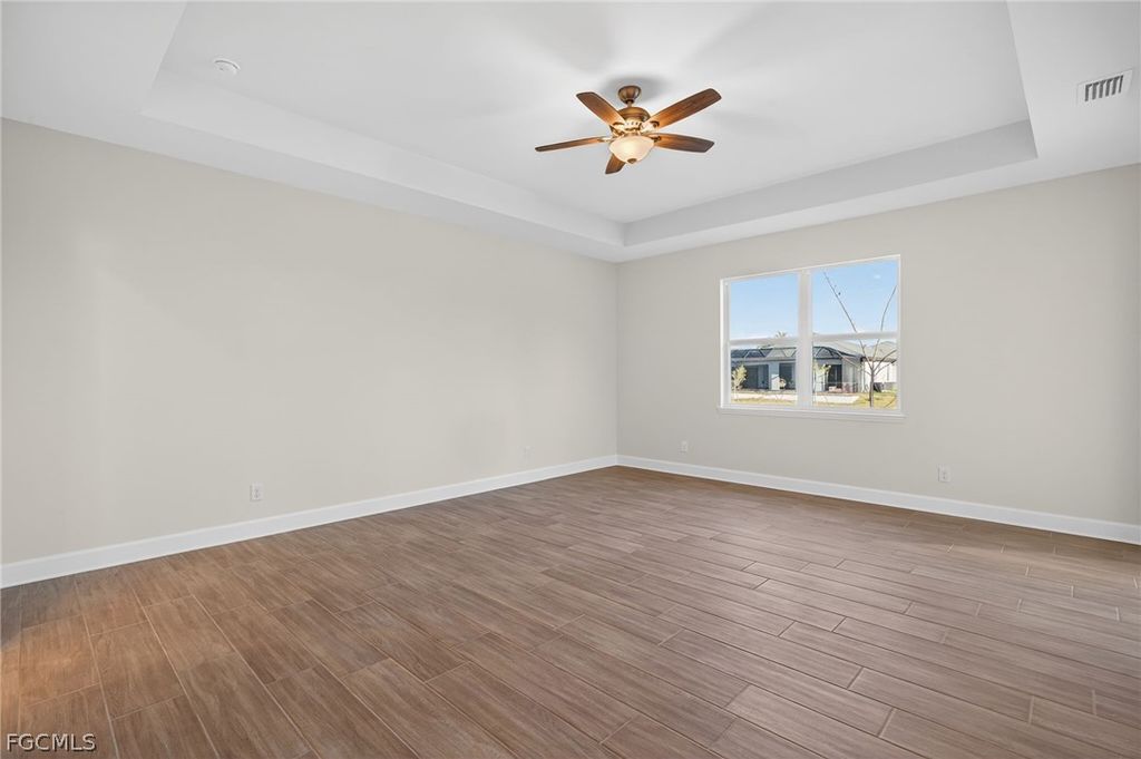 Image 30 of property listing at 615 SW 26th TER, Cape Coral, FL 33914