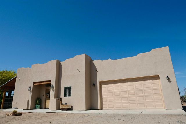 2411 E County 16 St, Yuma, AZ 85365