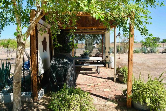 2411 E County 16 St, Yuma, AZ 85365