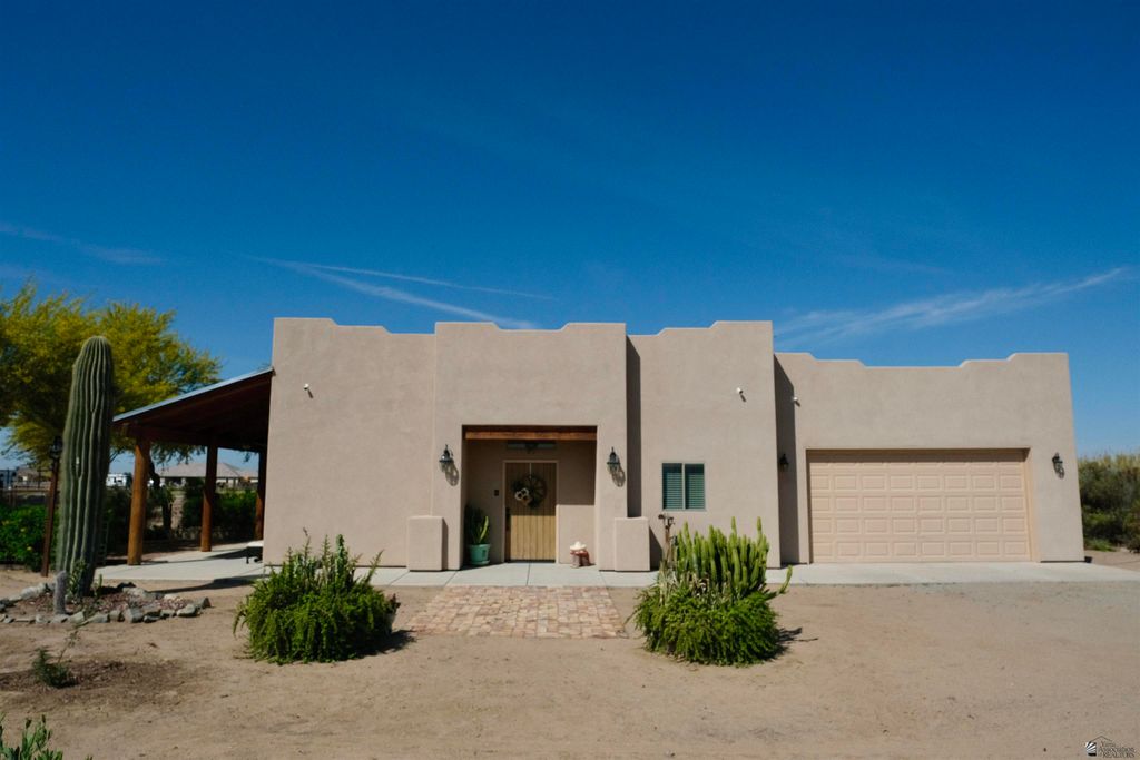 2411 E County 16 St, Yuma, AZ 85365